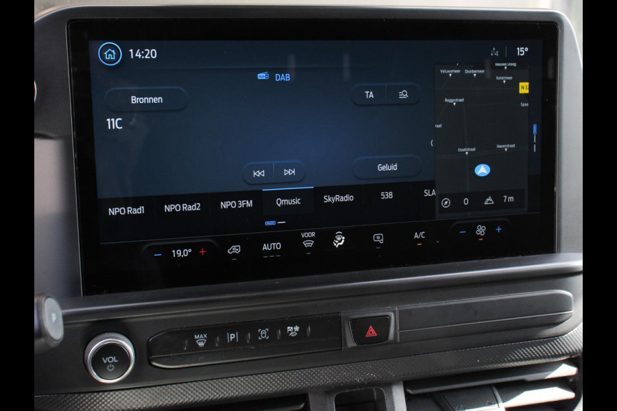 Ford Transit Custom 300 2.0 TDCI L2H1 Automaat Trend Nieuw Model Automaat  | Navigatie | Climate Control | Parkeersensoren | Camera | Lichtmetalen Velgen | Bumpers in kleur | Digitale Cockpit