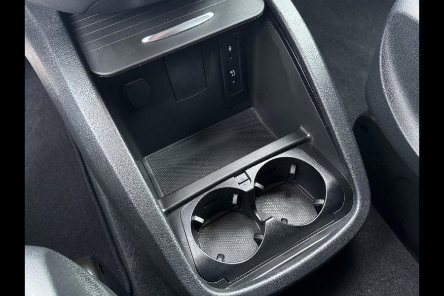 Mercedes-Benz Eqv 300 L2 Avantgarde Burmester 7 persoons Stoelkoeling Elektrische schuifdeuren Middenconsole