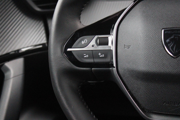 Peugeot 2008 1.2 100PK ALLURE PACK | CAMERA VOOR + ACHTER | NAVIGATIE | TREKHAAK | DRAADLOZE APPLE CARPLAY/ANDROID AUTO | DRAADLOZE TELEFOONLADER | CLIMATE CONTROL | LICHTMETALEN VELGEN 17" | ADAPTIVE CRUISE CONTROL | DAB+ RADIO | KEYLESS ENTRY/START | DODEHOEK DETECTIE |