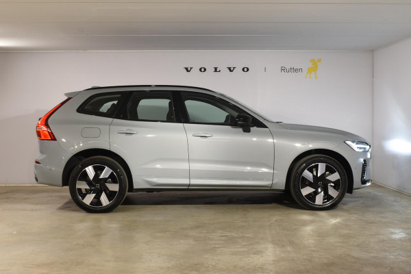 Volvo XC60 T6 350PK Automaat Plug-in Hybrid AWD Ultra Dark / Navigatie / Luchtvering / 360 Camera / Adaptieve Cruise Control / Stuurverwarming / Stoelverwarming v+a / Elektr. Achterklep / Schuifdak / Trekhaak