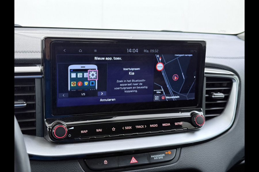 Kia Ceed Sportswagon 1.0T-GDi MHEV Automaat Facelift Navi Ecc Camera Apple Carplay Android Auto Pdc Stoel+Stuurverwarming DynamicPlusLine Elek.Achterklep Lane Assist Dodehoek Assist Regen-Lichtsensor Privacy Glas Isofix 1e Eigenaar Origineel Nederlandse Auto Dealeronderhouden