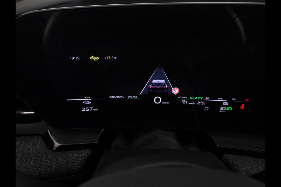 Audi Q6 e-tron S edition performance 100 kWh 306pk | Pack Tech Pro | Luchtvering | Stuurverwarming | MMI Bijrijdersscherm