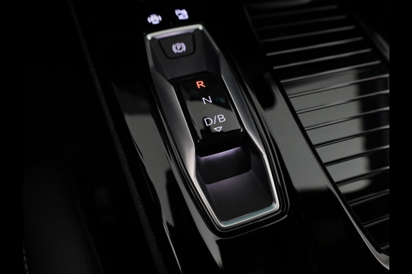 Audi Q6 e-tron S edition performance 100 kWh 306pk | Pack Tech Pro | Luchtvering | Stuurverwarming | MMI Bijrijdersscherm