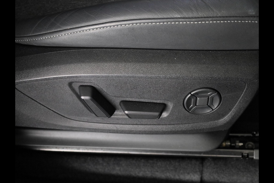 Audi Q6 e-tron S edition performance 100 kWh 306pk | Pack Tech Pro | Luchtvering | Stuurverwarming | MMI Bijrijdersscherm