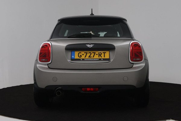 MINI Mini 1.5 One Pepper (PANORAMADAK, SFEERVERLICHTING, AUTOMAAT, NAVIGATIE, CRUISE CONTROL, LEER)