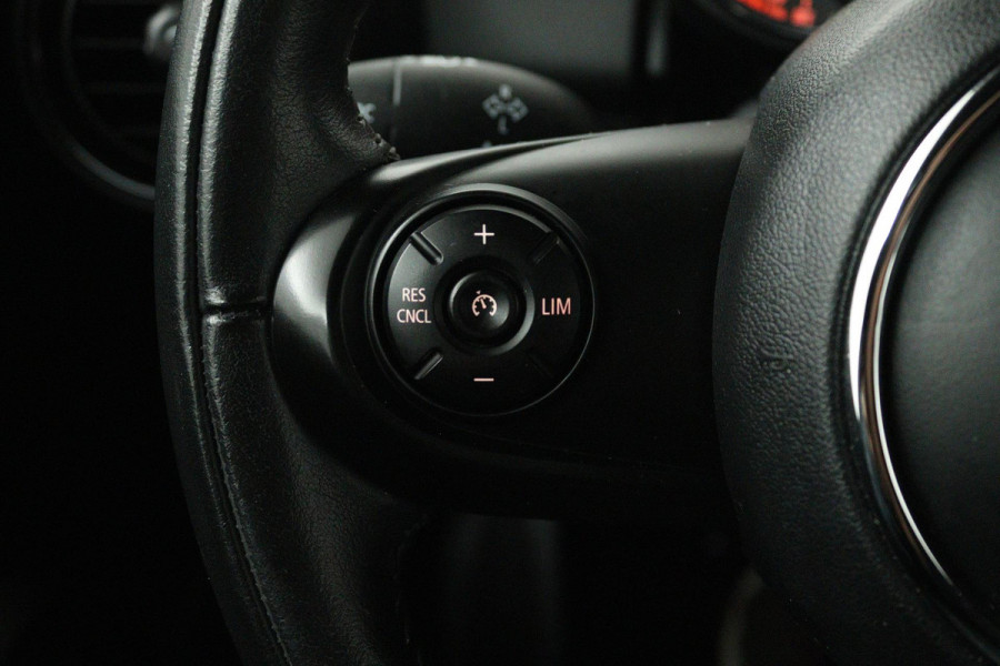 MINI Mini 1.5 One Pepper (PANORAMADAK, SFEERVERLICHTING, AUTOMAAT, NAVIGATIE, CRUISE CONTROL, LEER)