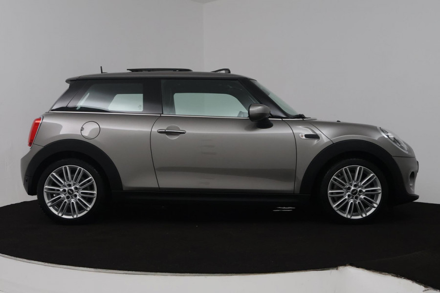 MINI Mini 1.5 One Pepper (PANORAMADAK, SFEERVERLICHTING, AUTOMAAT, NAVIGATIE, CRUISE CONTROL, LEER)
