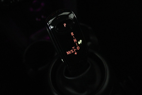 MINI Mini 1.5 One Pepper (PANORAMADAK, SFEERVERLICHTING, AUTOMAAT, NAVIGATIE, CRUISE CONTROL, LEER)