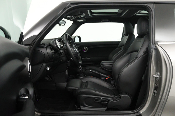 MINI Mini 1.5 One Pepper (PANORAMADAK, SFEERVERLICHTING, AUTOMAAT, NAVIGATIE, CRUISE CONTROL, LEER)