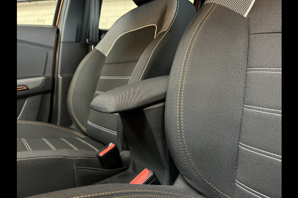 Dacia SANDERO Stepway 1.0 TCe 90 Automaat | Navi | Dode hoek | Stoelverwarming | Camera | PDC V+A | 100% Dacia dealer onderhouden!