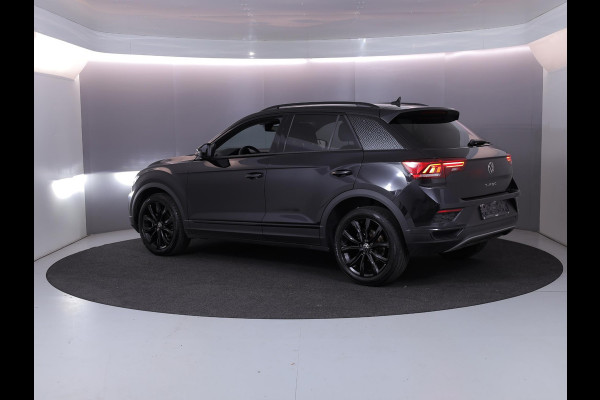 Volkswagen T-Roc 1.5 TSI Sport 150 PK DSG | Navigatie | Black Style pakket | Parkeercamera |