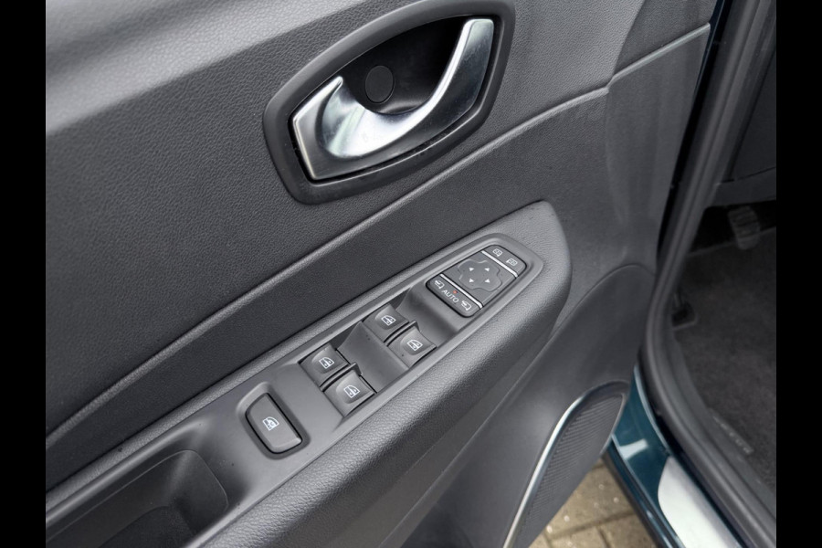 Renault Captur 0.9 TCe Limited | NAV | keyless| Carplay | LMV | PDC
