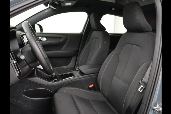 Volvo C40 Recharge Twin Intro Edition 78 kWh | Panoramadak | 360 Camera | Stoelverwarming | Harman/Kardon | Warmtepomp | Adaptive cruise | Matrix LED | Carplay | Memory | Stuurverwarming