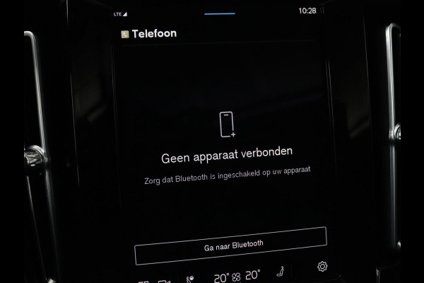 Volvo C40 Recharge Twin Intro Edition 78 kWh | Panoramadak | 360 Camera | Stoelverwarming | Harman/Kardon | Warmtepomp | Adaptive cruise | Matrix LED | Carplay | Memory | Stuurverwarming