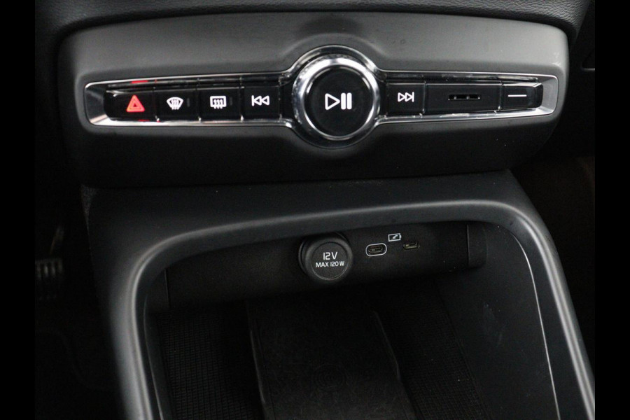 Volvo C40 Recharge Twin Intro Edition 78 kWh | Panoramadak | 360 Camera | Stoelverwarming | Harman/Kardon | Warmtepomp | Adaptive cruise | Matrix LED | Carplay | Memory | Stuurverwarming