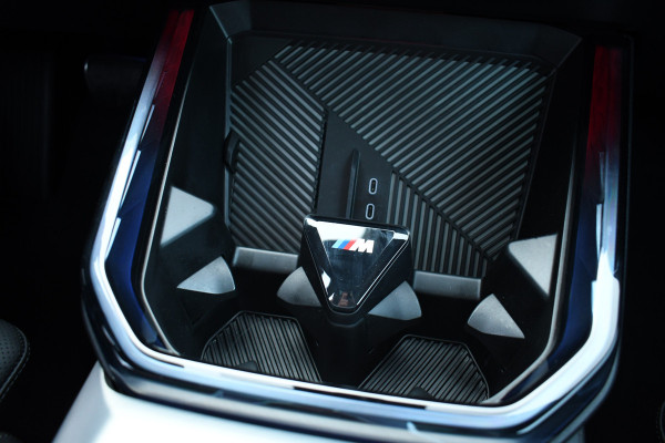 BMW X3 30e xDrive M-Sport Pro Pano Trekh DA-Prof H/K 360 El-zetel 21inch