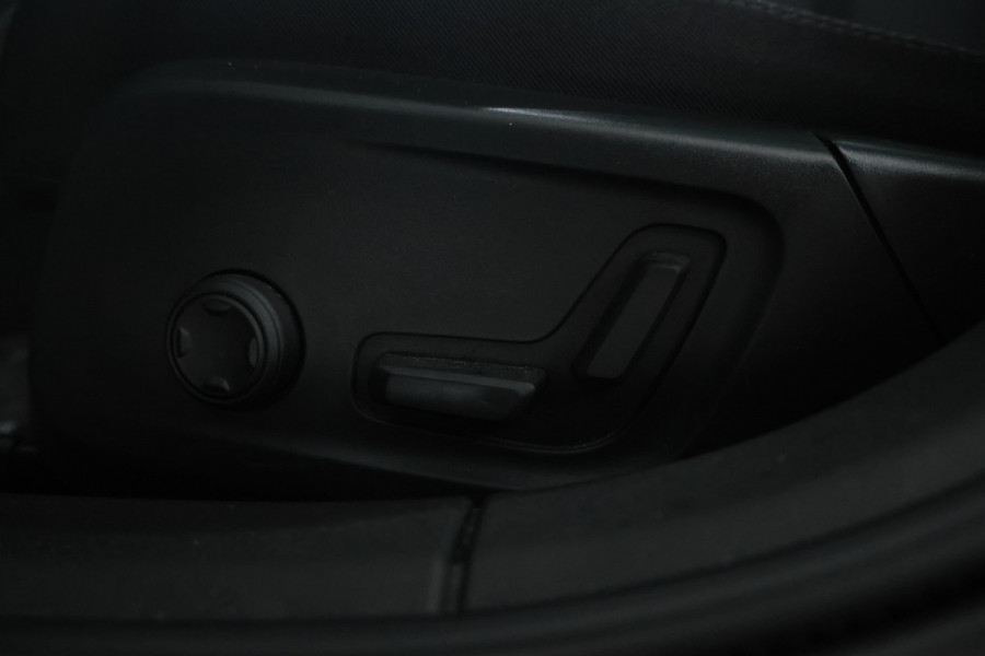 Polestar 2 Long Range Dual Motor 78 kWh SOH 95% Panorama, Climate,