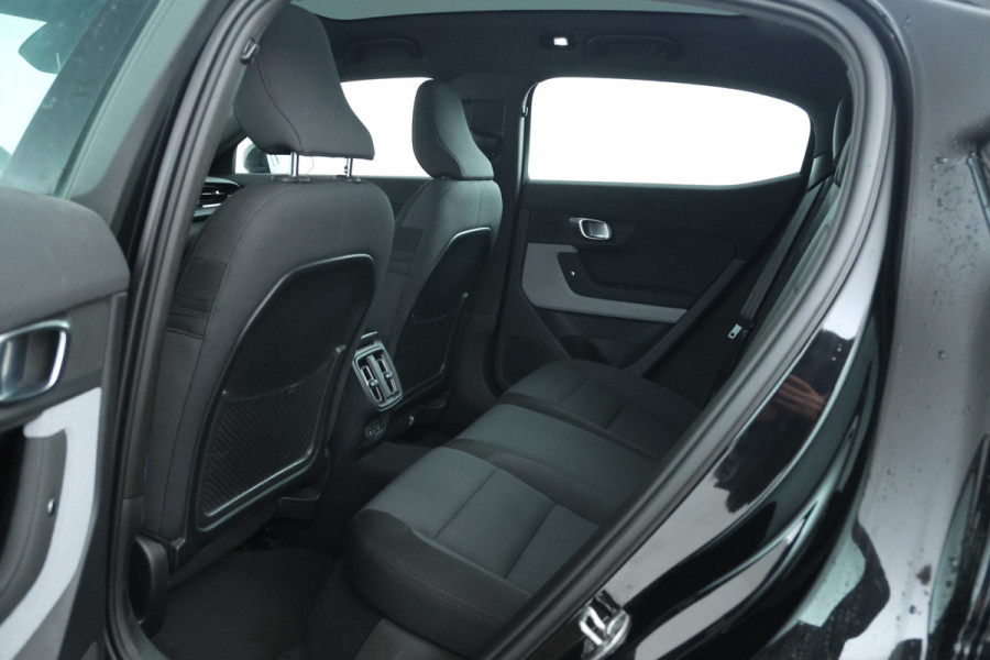 Polestar 2 Long Range Dual Motor 78 kWh SOH 95% Panorama, Climate,