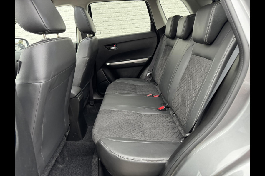 Suzuki Vitara 1.4 Boosterjet Stijl Adaptive Cruise Climate control Panoramadak LED Navigatie Apple Carplay Android Auto