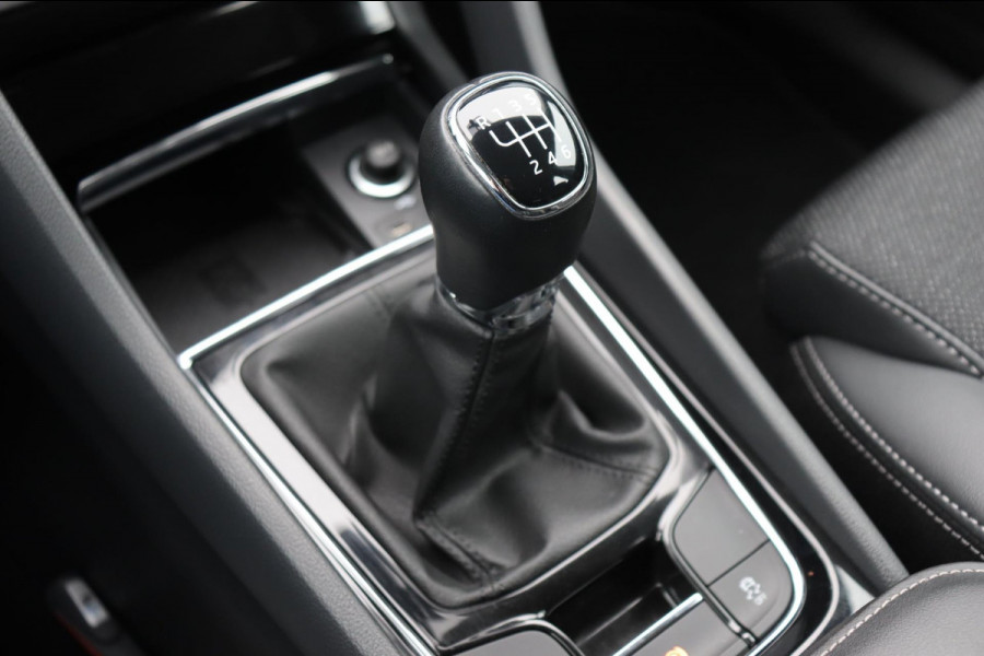 Škoda Kodiaq 1.5 TSI Business Edition 7persoons org.NL el.trekhaak camera digi-dashboard