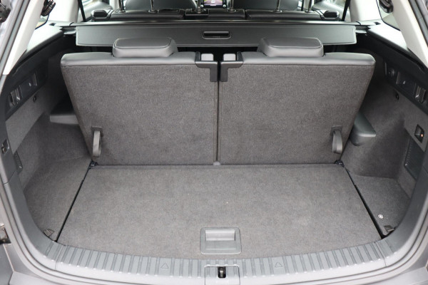 Škoda Kodiaq 1.5 TSI Business Edition 7persoons org.NL el.trekhaak camera digi-dashboard