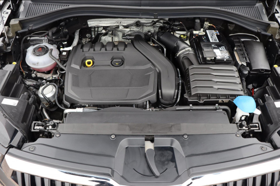 Škoda Kodiaq 1.5 TSI Business Edition 7persoons org.NL el.trekhaak camera digi-dashboard