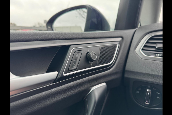 Volkswagen Golf Sportsvan 1.0 TSI Comfortline DSG Camera Led Navigatie