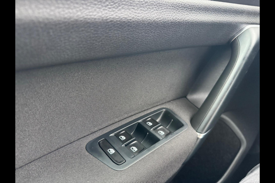 Volkswagen Golf Sportsvan 1.0 TSI Comfortline DSG Camera Led Navigatie