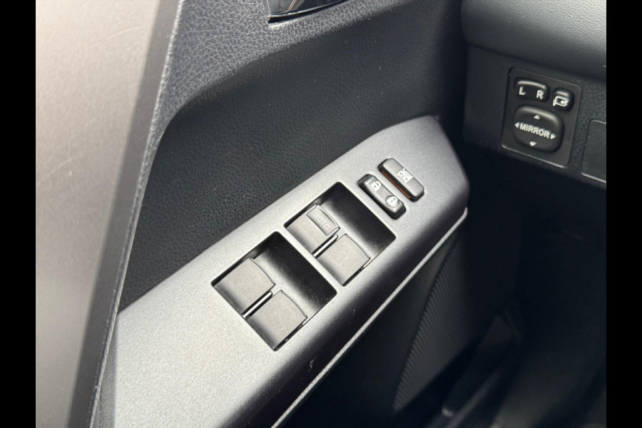 Toyota RAV4 2.5 Hybrid Style | Trekhaak, 18 inch, Stoel + Stuurverwarming, Keyless, Navigatie, Elektrische achterklep
