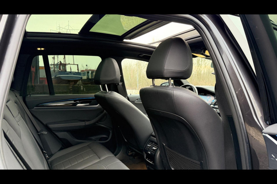 BMW iX3 Executive 80 kWh SOH 94% PANORAMADAK LEER APPLE-CARPLAY LED-XENON