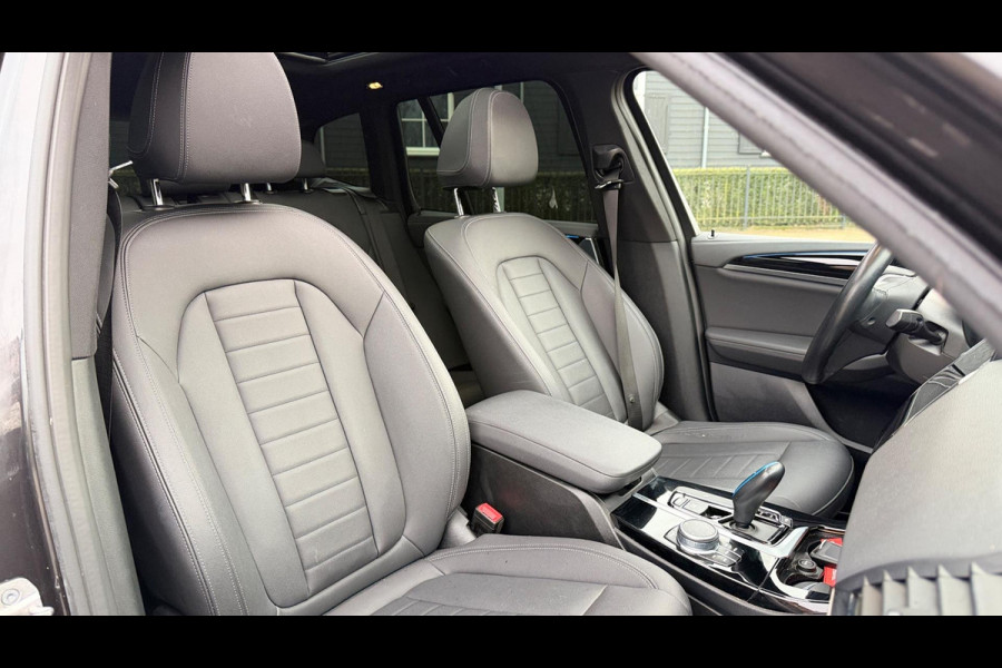 BMW iX3 Executive 80 kWh SOH 94% PANORAMADAK LEER APPLE-CARPLAY LED-XENON