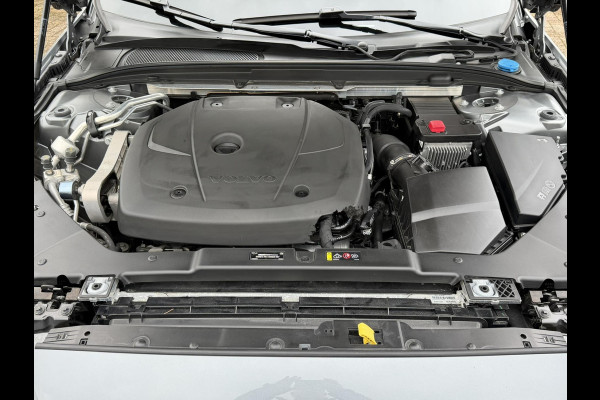Volvo V60 2.0 T5 Aut. Stoelverwarming V+A Carplay Trekhaak Leder Cruise Camera Pdc Navi Led Elek. A-klep