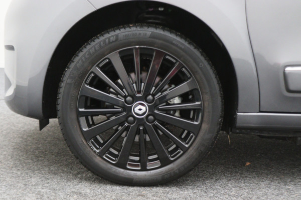 Renault Twingo Z.E. R80 E-Tech Série Limitée Urban Night 22 kWh Standkachel, Camera, Stoelverwarming, Cruise, Apple Carplay, DAB, 16''