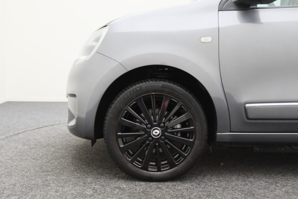 Renault Twingo Z.E. R80 E-Tech Série Limitée Urban Night 22 kWh Standkachel, Camera, Stoelverwarming, Cruise, Apple Carplay, DAB, 16''