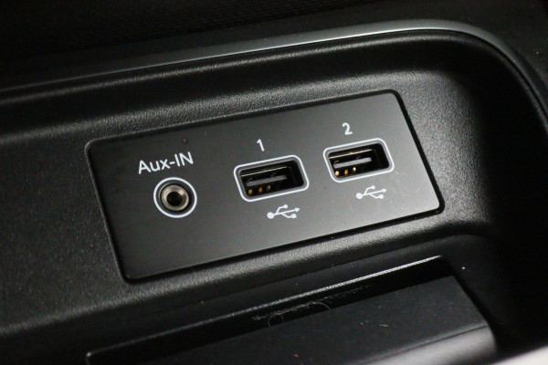 Renault Twingo Z.E. R80 E-Tech Série Limitée Urban Night 22 kWh Standkachel, Camera, Stoelverwarming, Cruise, Apple Carplay, DAB, 16''