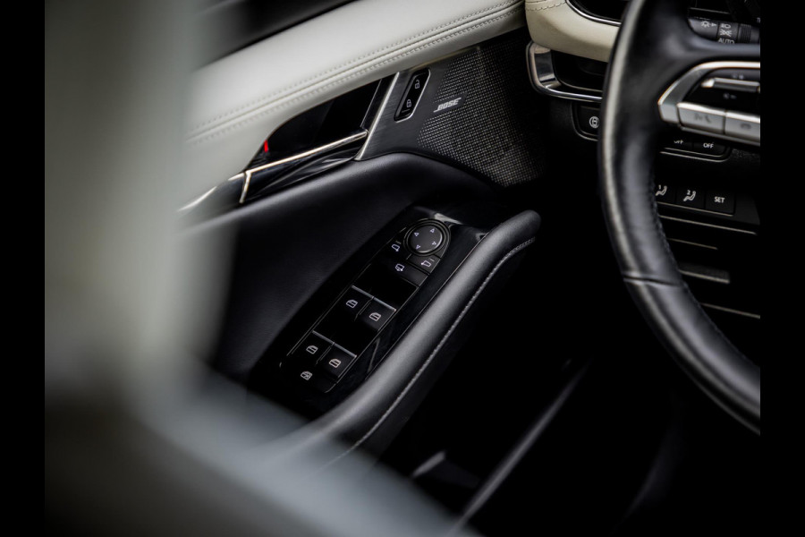 Mazda 3 2.0 e-SkyActiv-X M Hybrid 180 Luxury Leder|HeadUp display