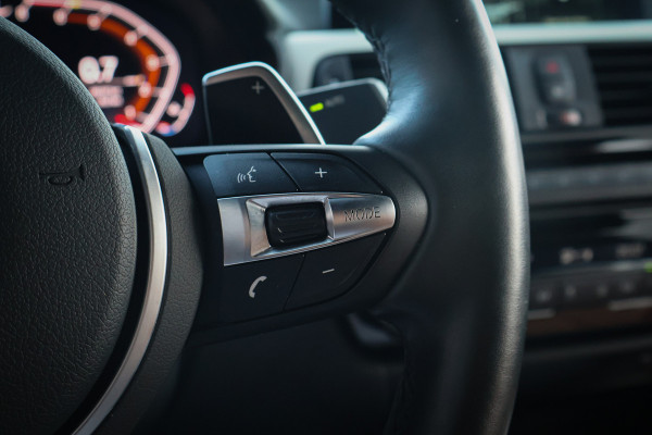 BMW 4 Serie Cabrio 420i High Executive Edition STOELVERWARMING | PARKEERSENSOREN | DIGITAL DASH |