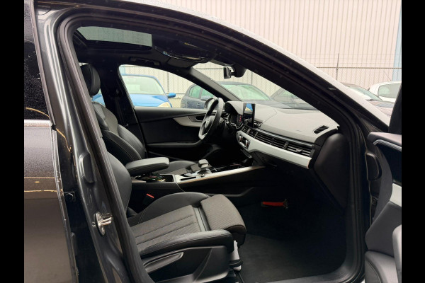 Audi A4 Limousine 35 TFSI Launch edition Sport automaat