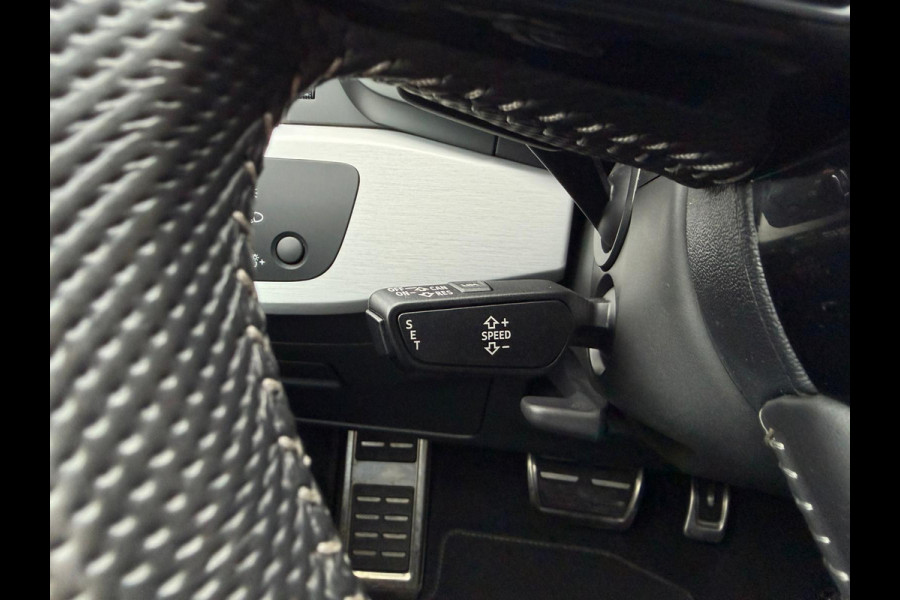 Audi A4 Limousine 35 TFSI Launch edition Sport automaat