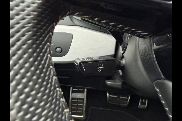 Audi A4 Limousine 35 TFSI Launch edition Sport automaat