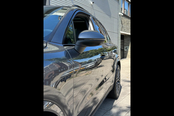 Porsche Cayenne 3.0 E-Hybrid SPORT - Panorama dak I Sport pakket I Leer I Airco I 21"Sport velgen I Black Trim I Nacht camera