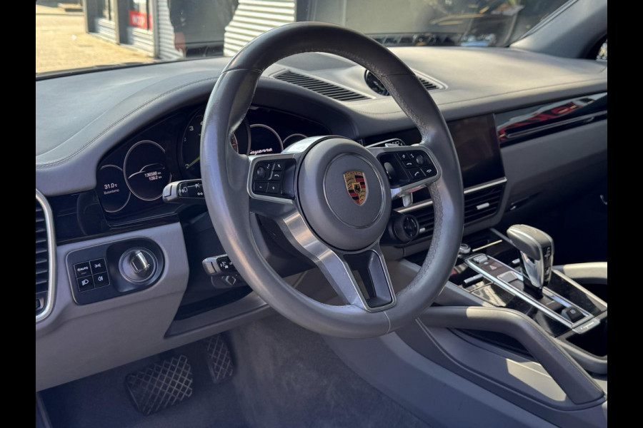 Porsche Cayenne 3.0 E-Hybrid SPORT - Panorama dak I Sport pakket I Leer I Airco I 21"Sport velgen I Black Trim I Nacht camera