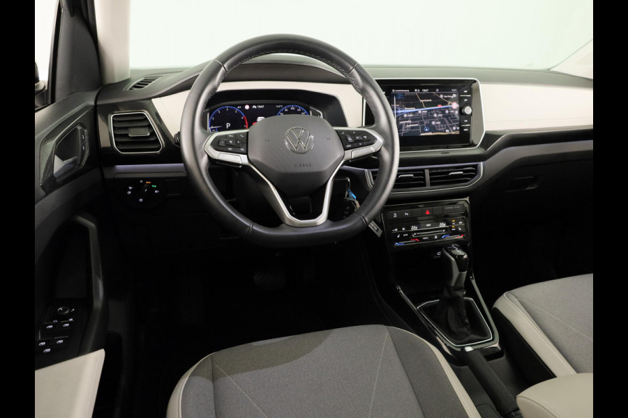 Volkswagen T-Cross 1.0 TSI Style 115PK DSG | Navigatie | Parkeercamera | 18"LM velgen | Matrix koplampen |