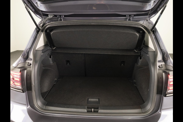 Volkswagen T-Cross 1.0 TSI Style 115PK DSG | Navigatie | Parkeercamera | 18"LM velgen | Matrix koplampen |