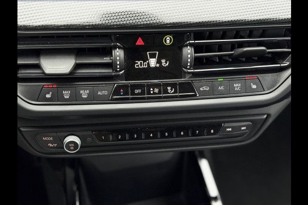 BMW 1-serie 118i High Executive Edition | Navi, PDC, Carplay/Android, Cruise, Stoelverw., Climate | Goed onderhouden |