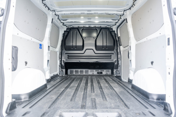 Ford Transit Custom 2.0 TDCI L2H1 | 130PK | CarPlay | Navi | Camera | LED | Cruise | Airco | 3-Zits