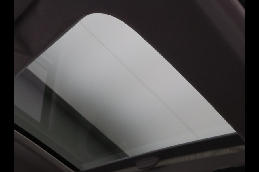 Volkswagen e-Up! e-up! Camera | Cruise | Parkeersens. achter | Stoel-/voorruitverw. | Panoramadak