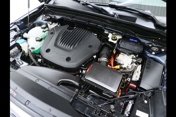 Volvo XC40 1.5 T5 Recharge Inscription | Panoramadak | Leder | Trekhaak | Pilot Assist | Harman/Kardon | 360 | Keyless