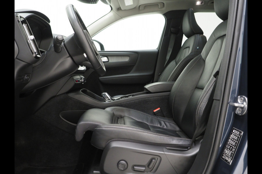 Volvo XC40 1.5 T5 Recharge Inscription | Panoramadak | Leder | Trekhaak | Pilot Assist | Harman/Kardon | 360 | Keyless
