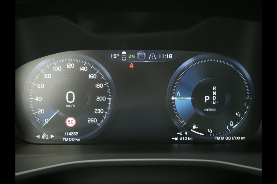 Volvo XC40 1.5 T5 Recharge Inscription | Panoramadak | Leder | Trekhaak | Pilot Assist | Harman/Kardon | 360 | Keyless